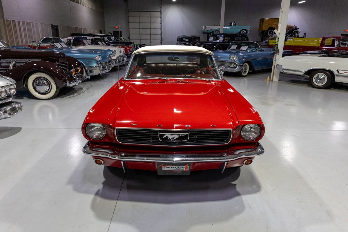 Ford-Mustang-1966-Convertible-29