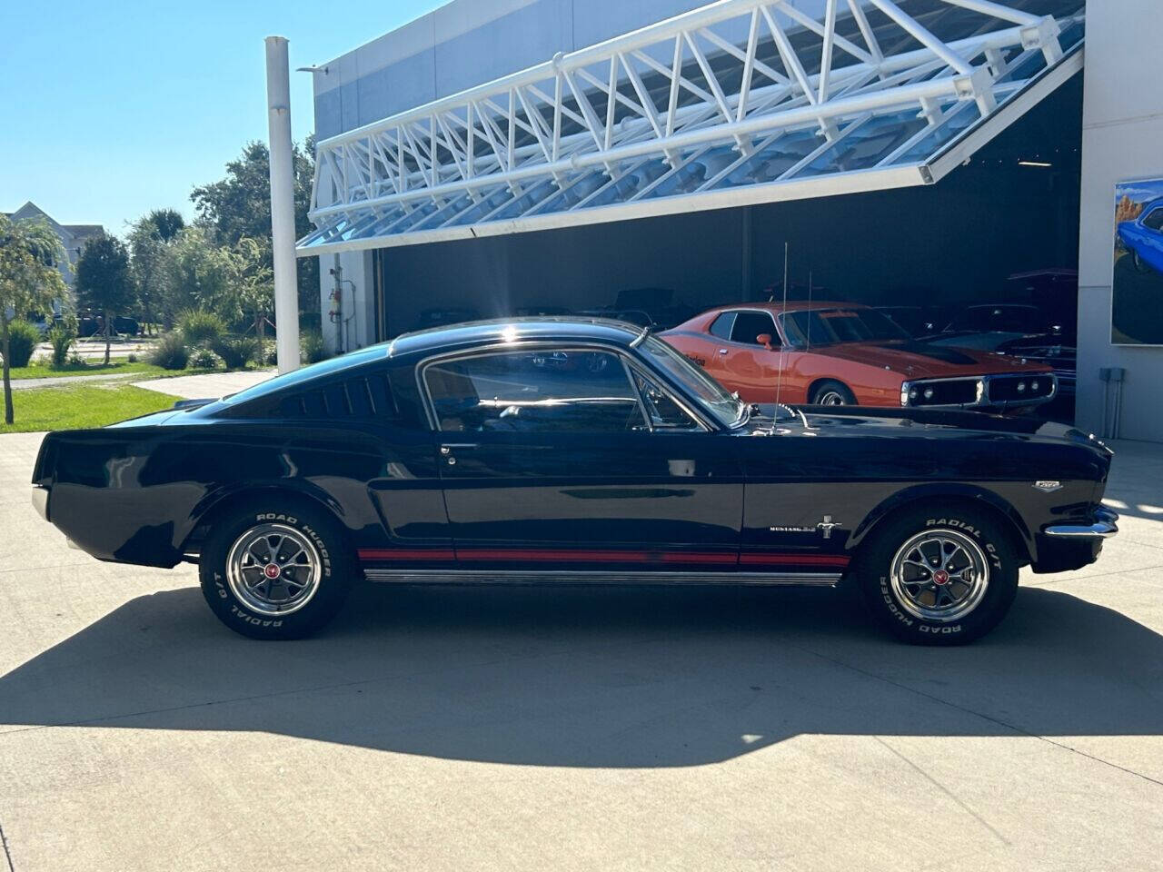 Ford-Mustang-1966-Convertible-3