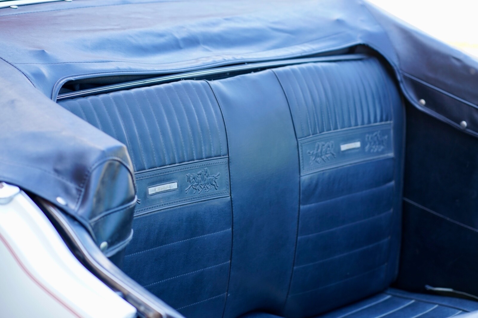 Ford-Mustang-1966-Convertible-32
