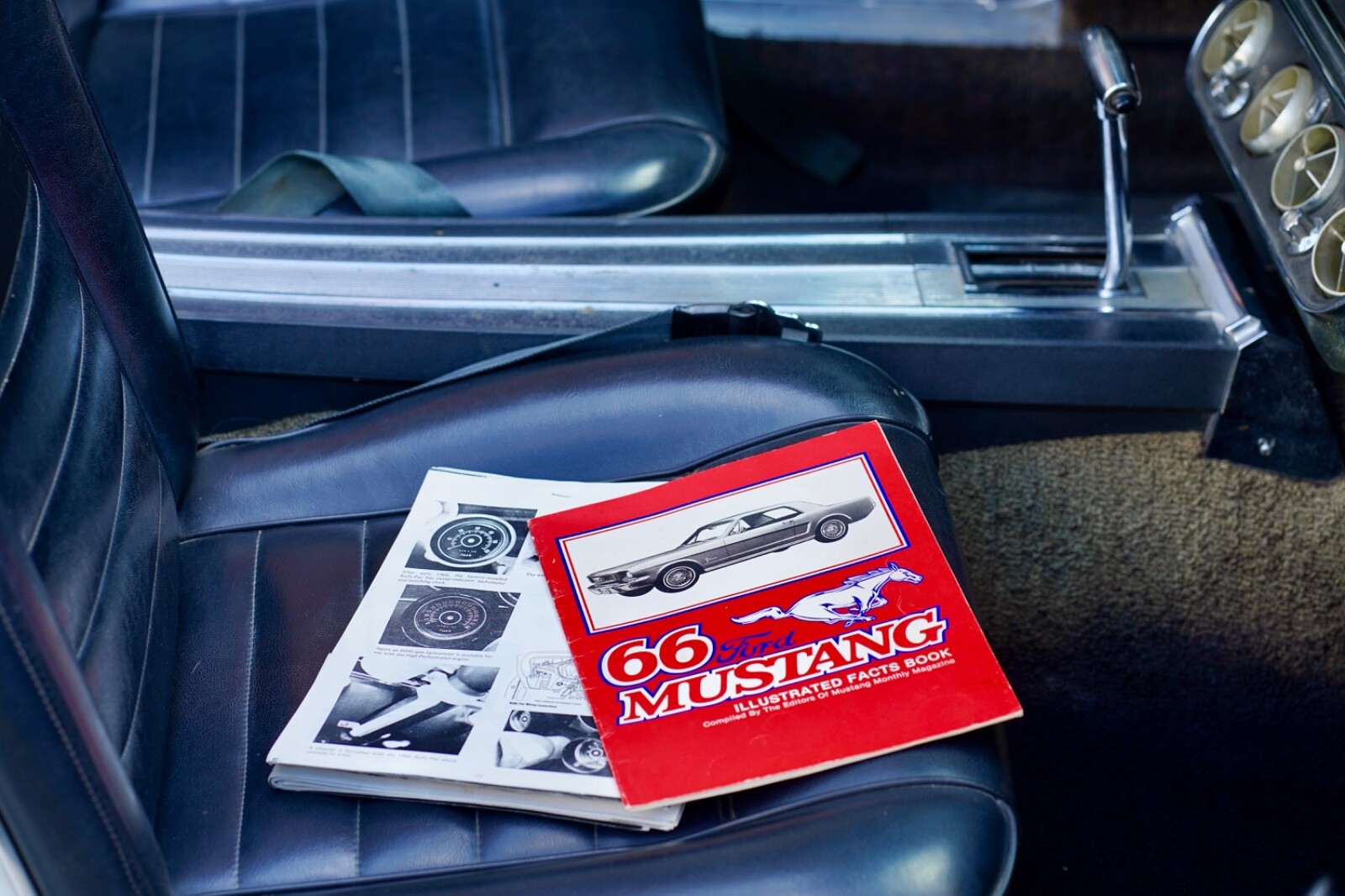 Ford-Mustang-1966-Convertible-35