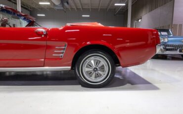 Ford-Mustang-1966-Convertible-38