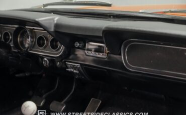 Ford-Mustang-1966-Convertible-38