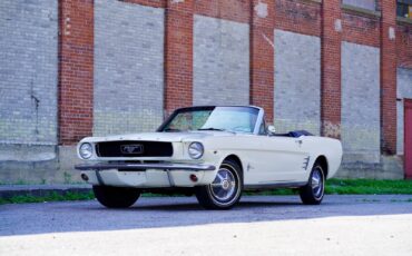 Ford-Mustang-1966-Convertible