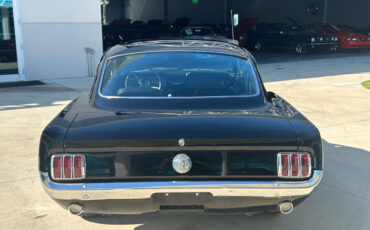 Ford-Mustang-1966-Convertible-5