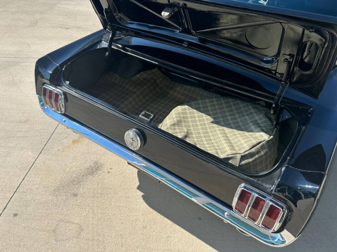 Ford-Mustang-1966-Convertible-6