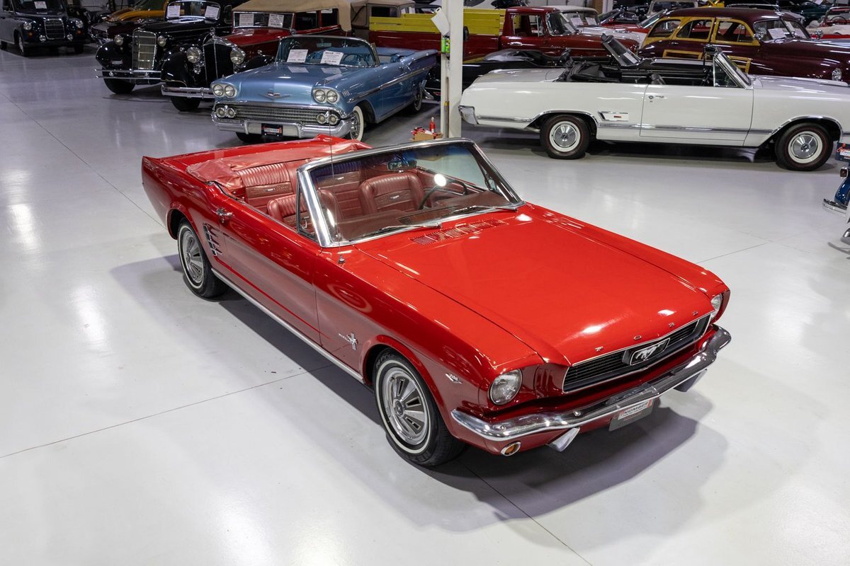Ford-Mustang-1966-Convertible-6