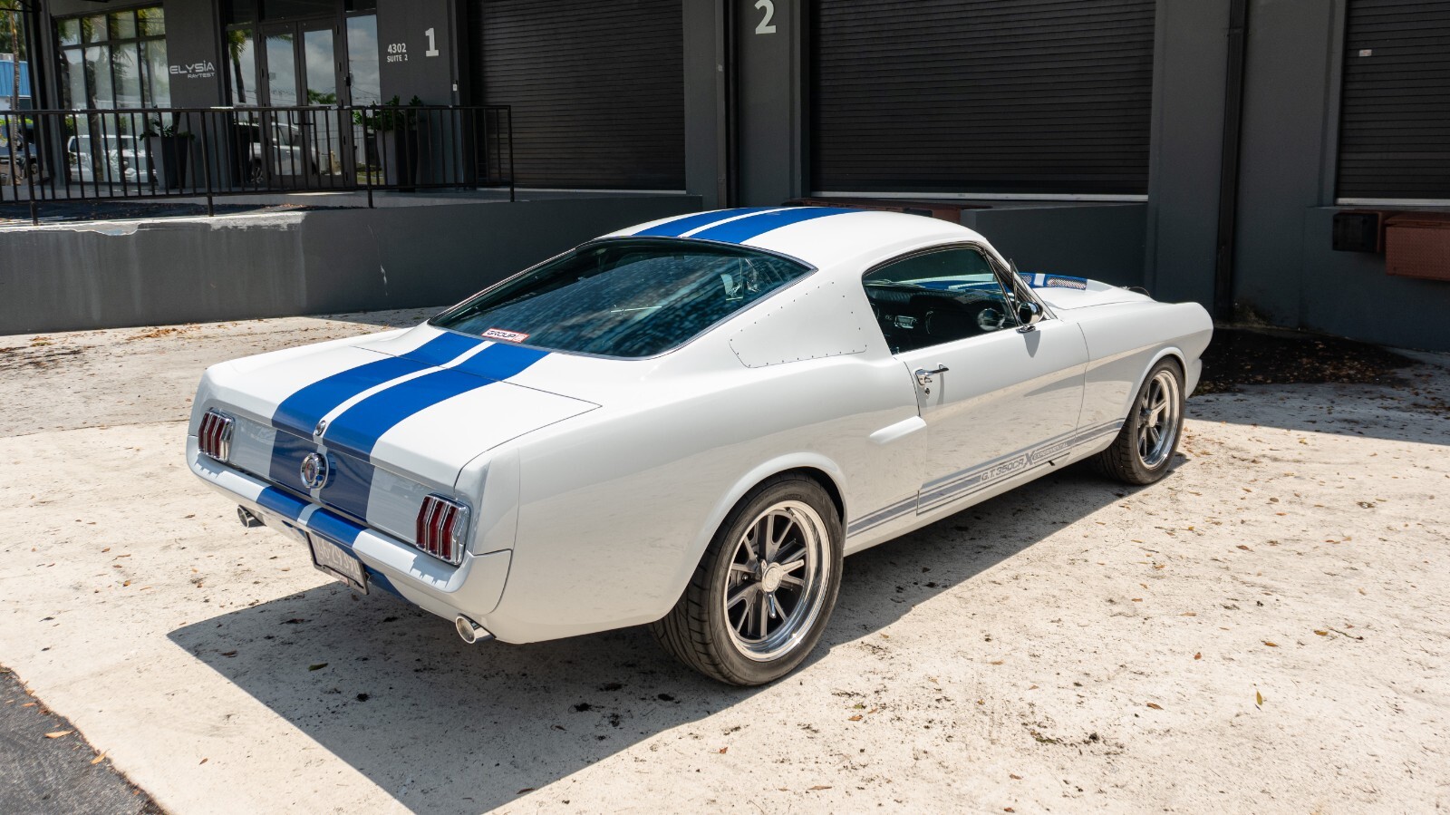 Ford-Mustang-1966-Coupe-10
