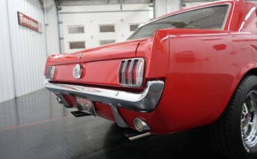 Ford-Mustang-1966-Coupe-13