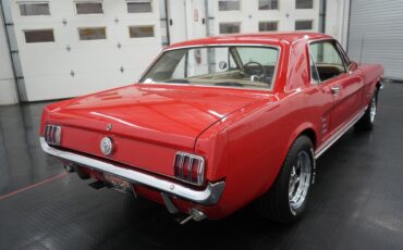 Ford-Mustang-1966-Coupe-15