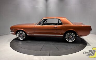 Ford-Mustang-1966-Coupe-2