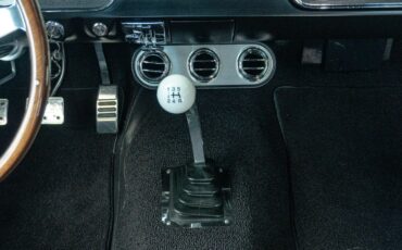 Ford-Mustang-1966-Coupe-36