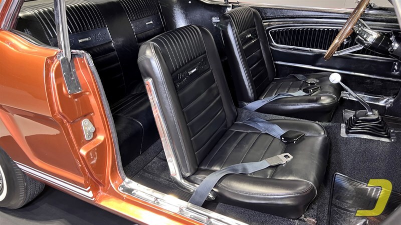 Ford-Mustang-1966-Coupe-38