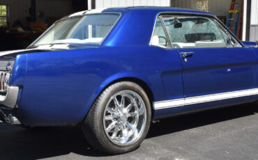Ford-Mustang-1966-Coupe-4