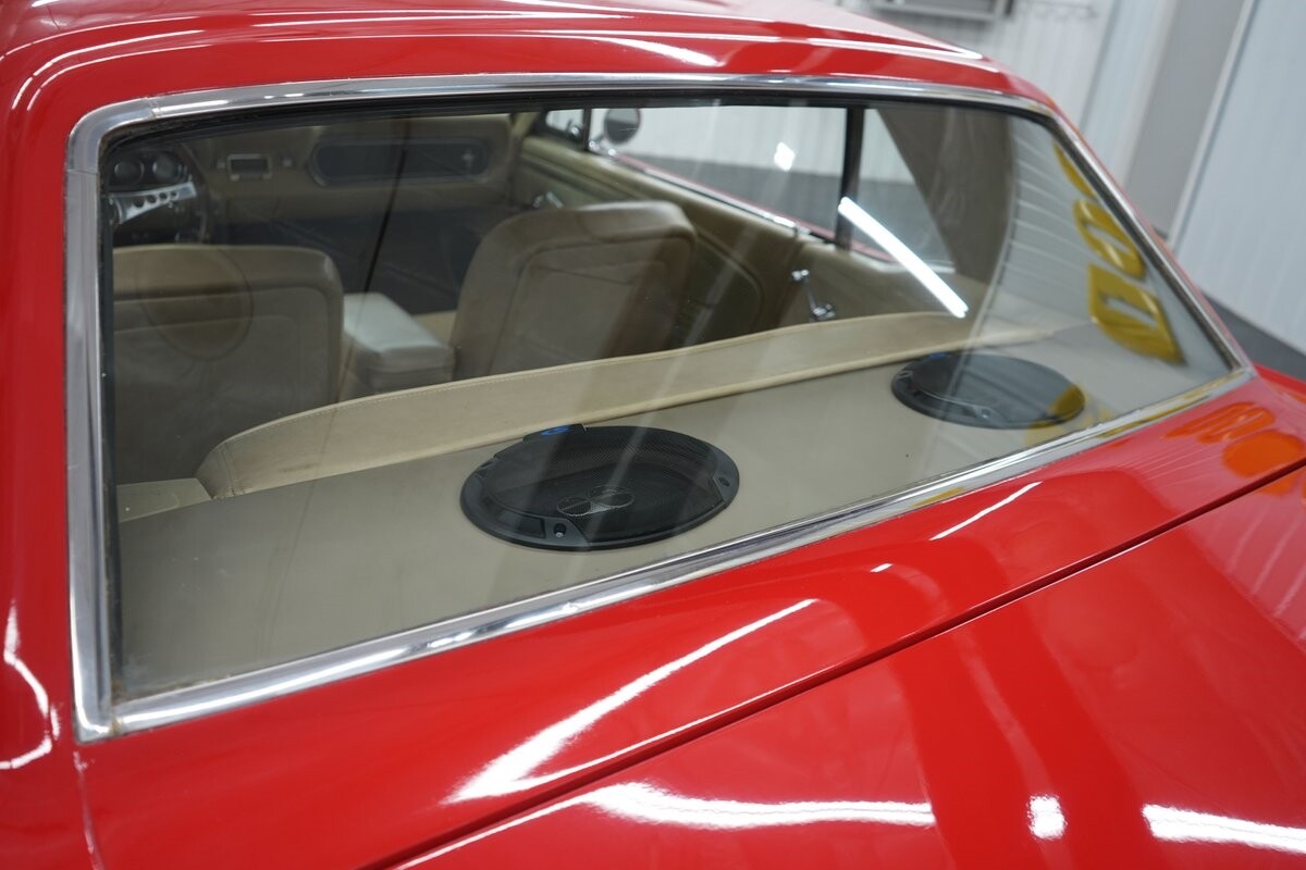 Ford-Mustang-1966-Coupe-9