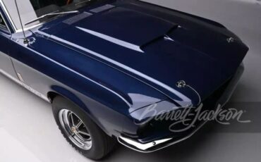 Ford-Mustang-1967-1