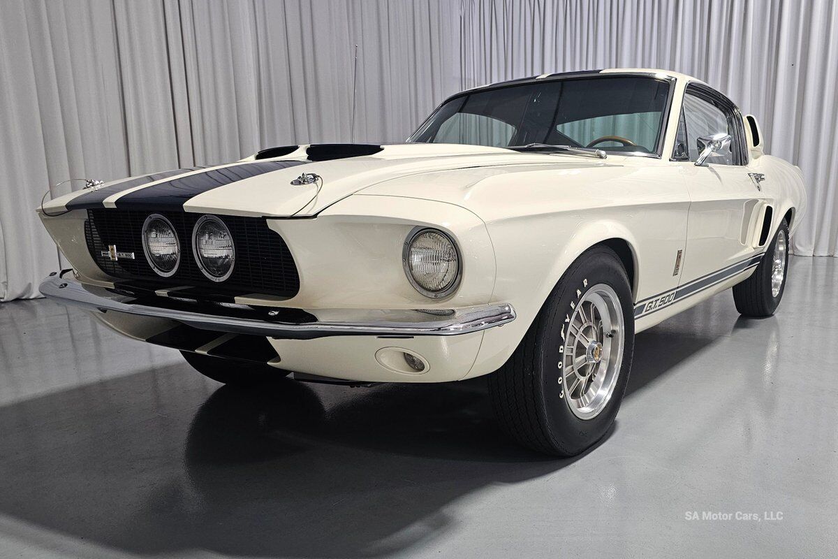 Ford-Mustang-1967-16