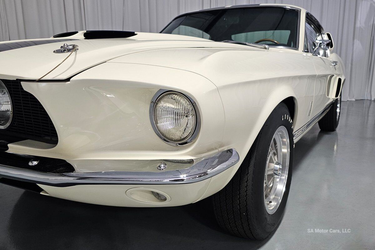 Ford-Mustang-1967-18