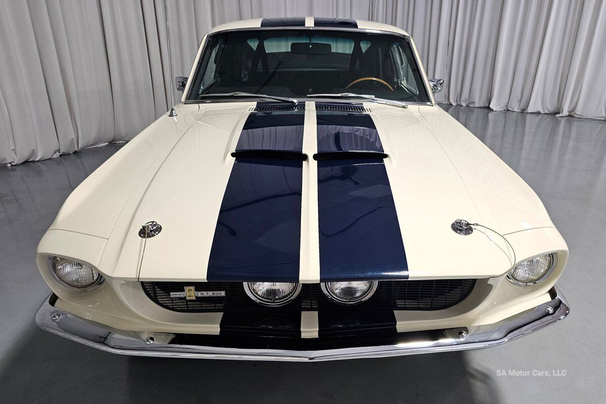 Ford-Mustang-1967-19