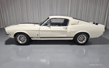 Ford-Mustang-1967-25