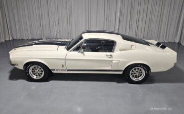 Ford-Mustang-1967-27