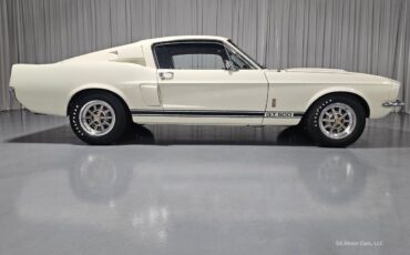 Ford-Mustang-1967-3
