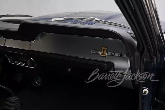 Ford-Mustang-1967-7