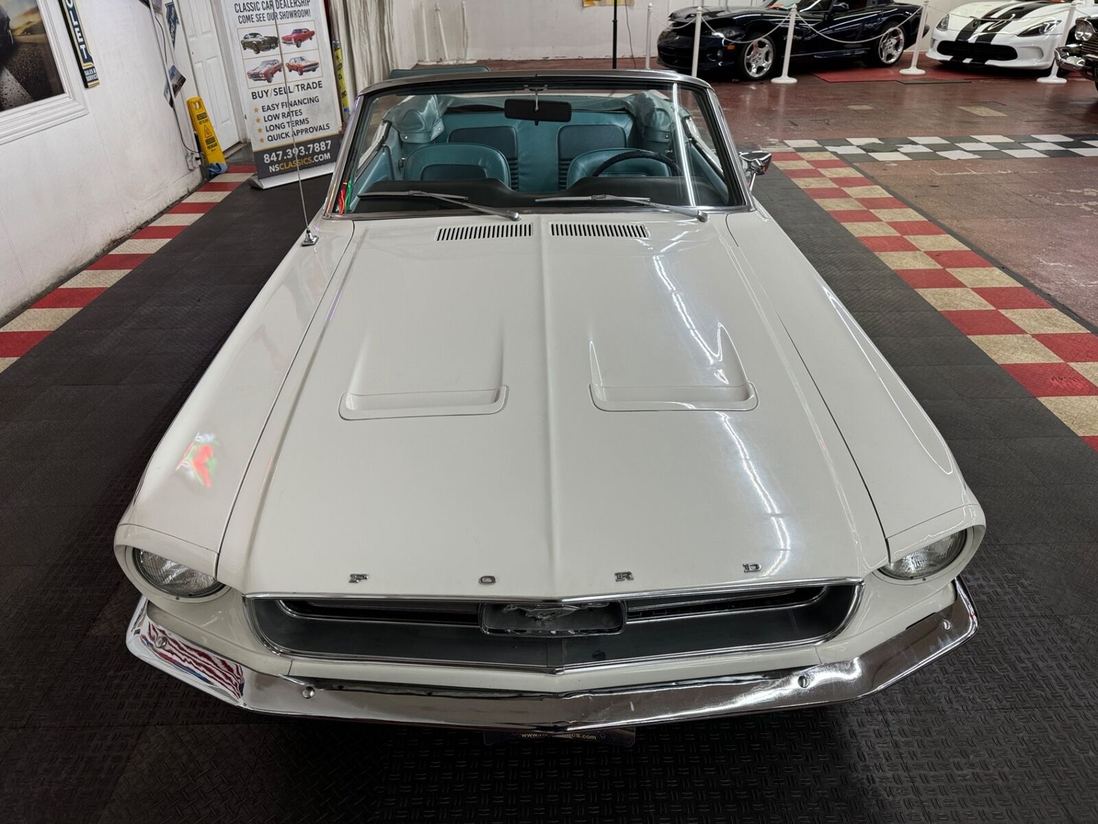 Ford-Mustang-1967-Convertible-10