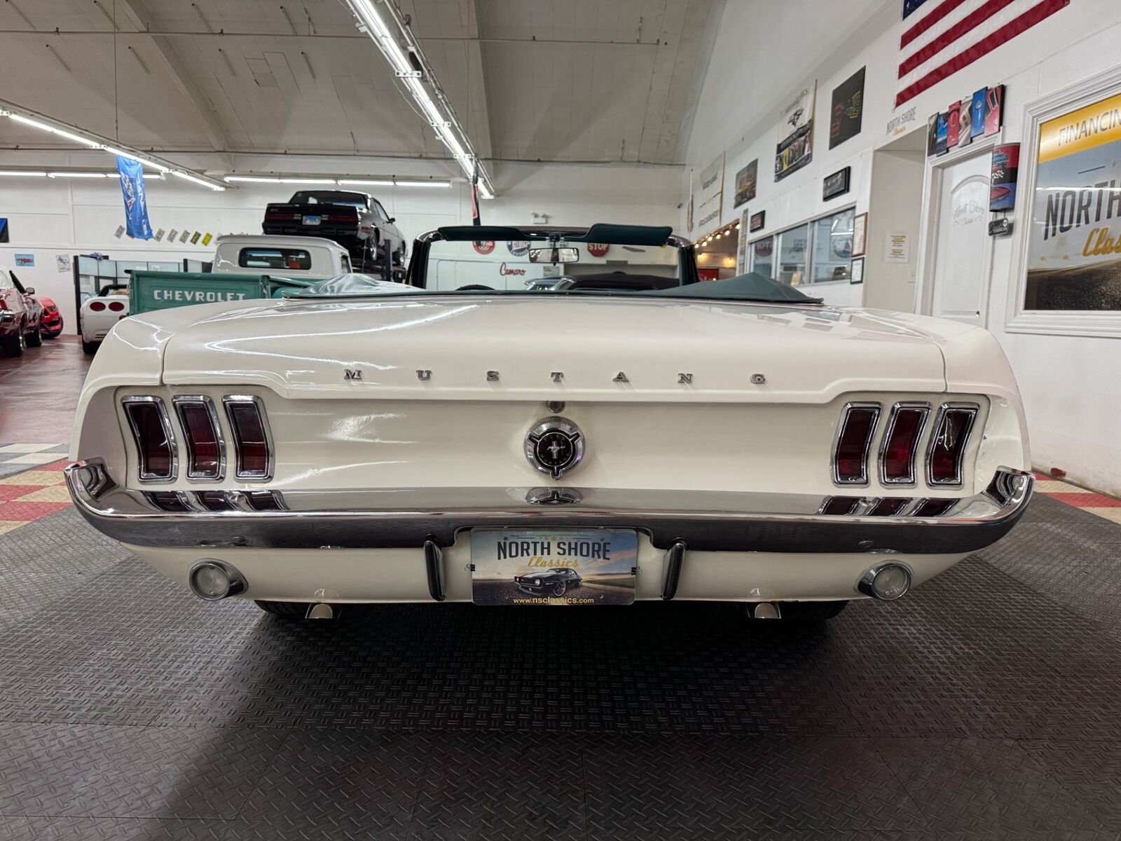 Ford-Mustang-1967-Convertible-19