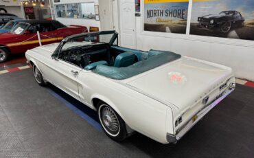 Ford-Mustang-1967-Convertible-2