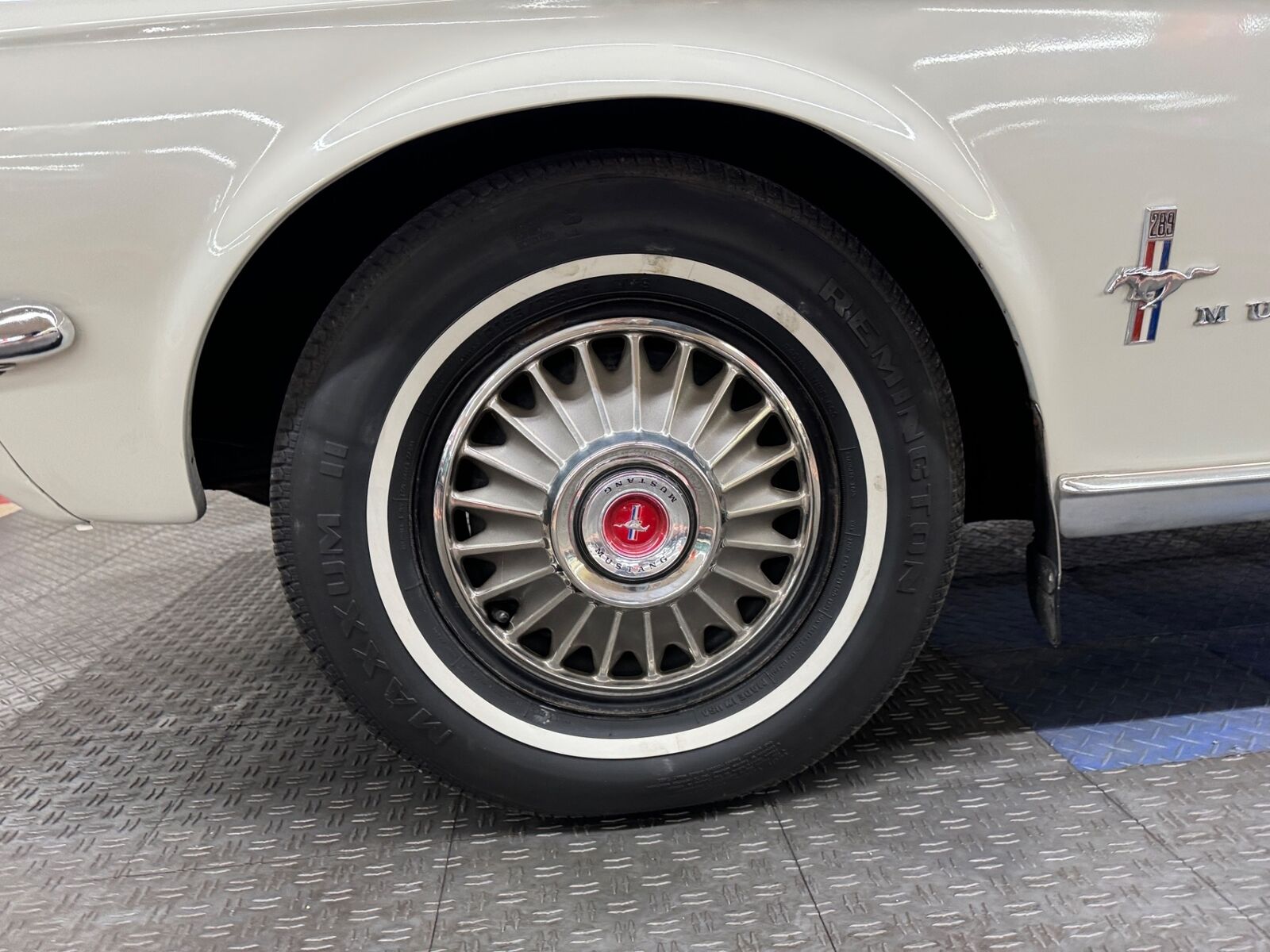 Ford-Mustang-1967-Convertible-27