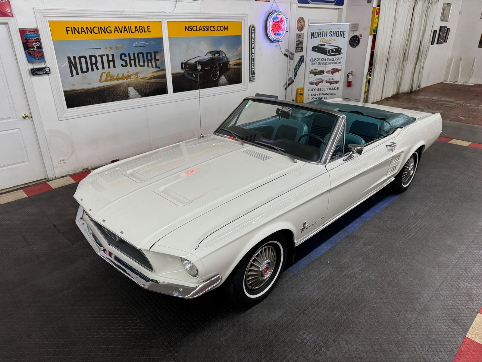Ford-Mustang-1967-Convertible-34