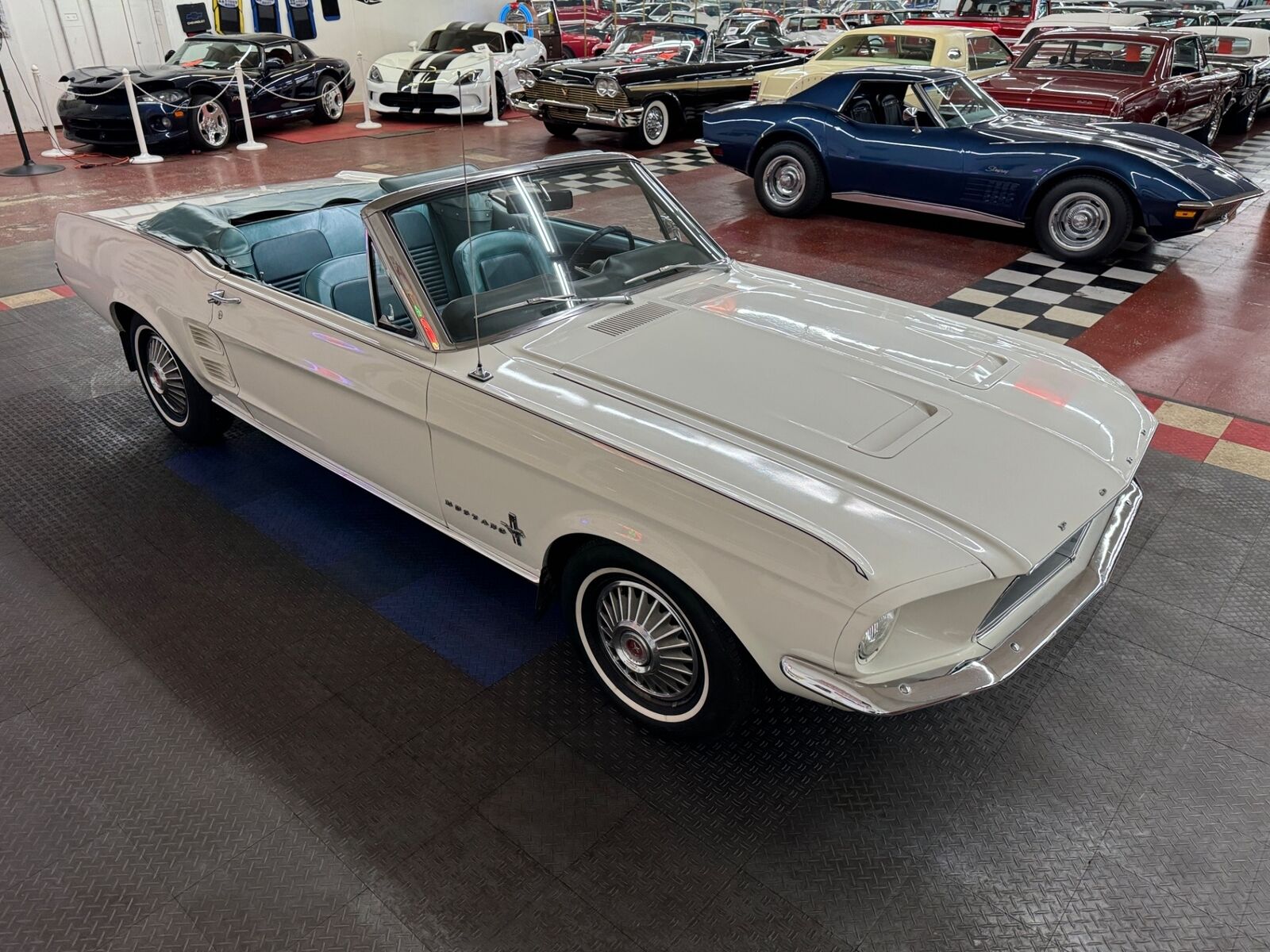 Ford-Mustang-1967-Convertible-35