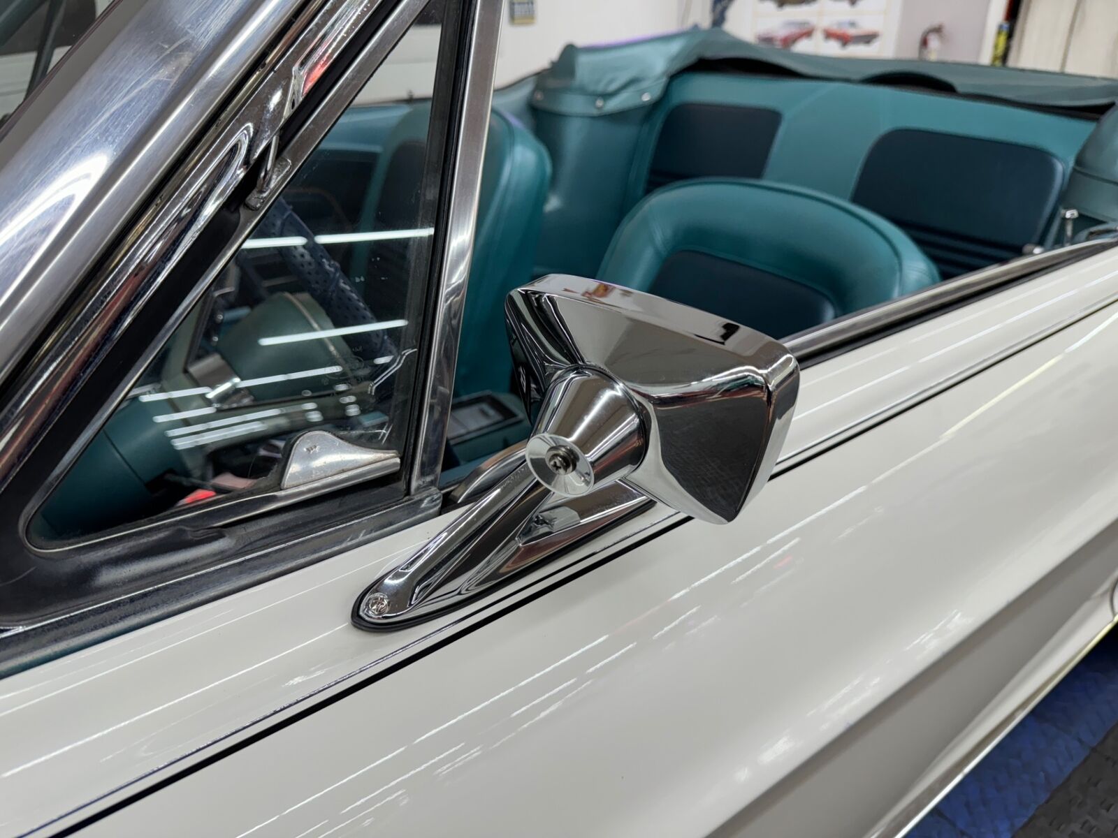Ford-Mustang-1967-Convertible-37