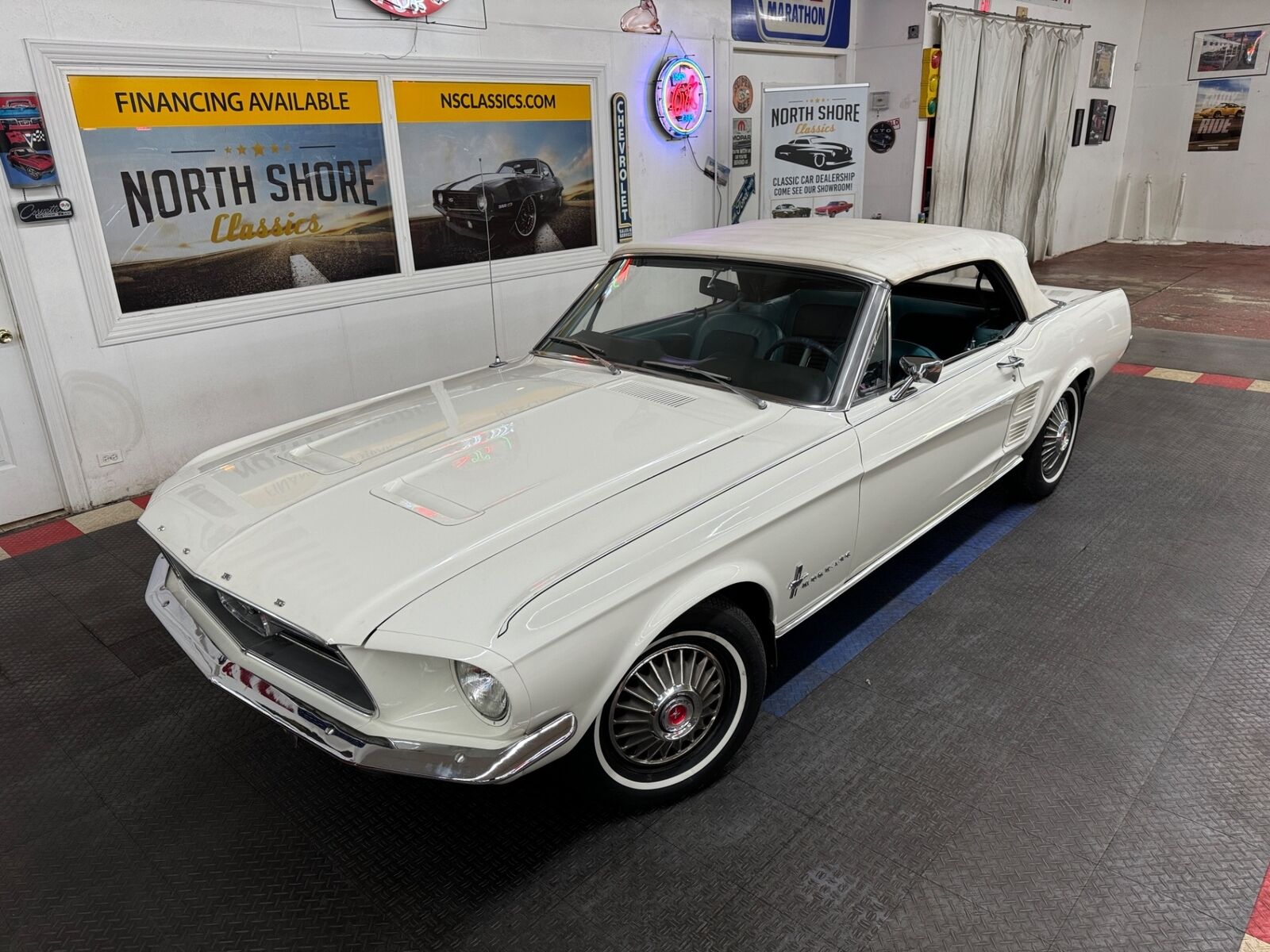 Ford-Mustang-1967-Convertible-4
