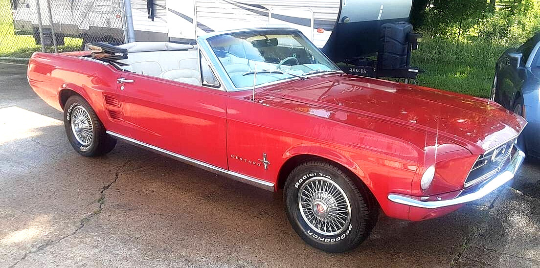 Ford-Mustang-1967-Convertible-7