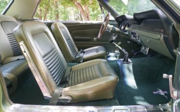 Ford-Mustang-1967-Coupe-10
