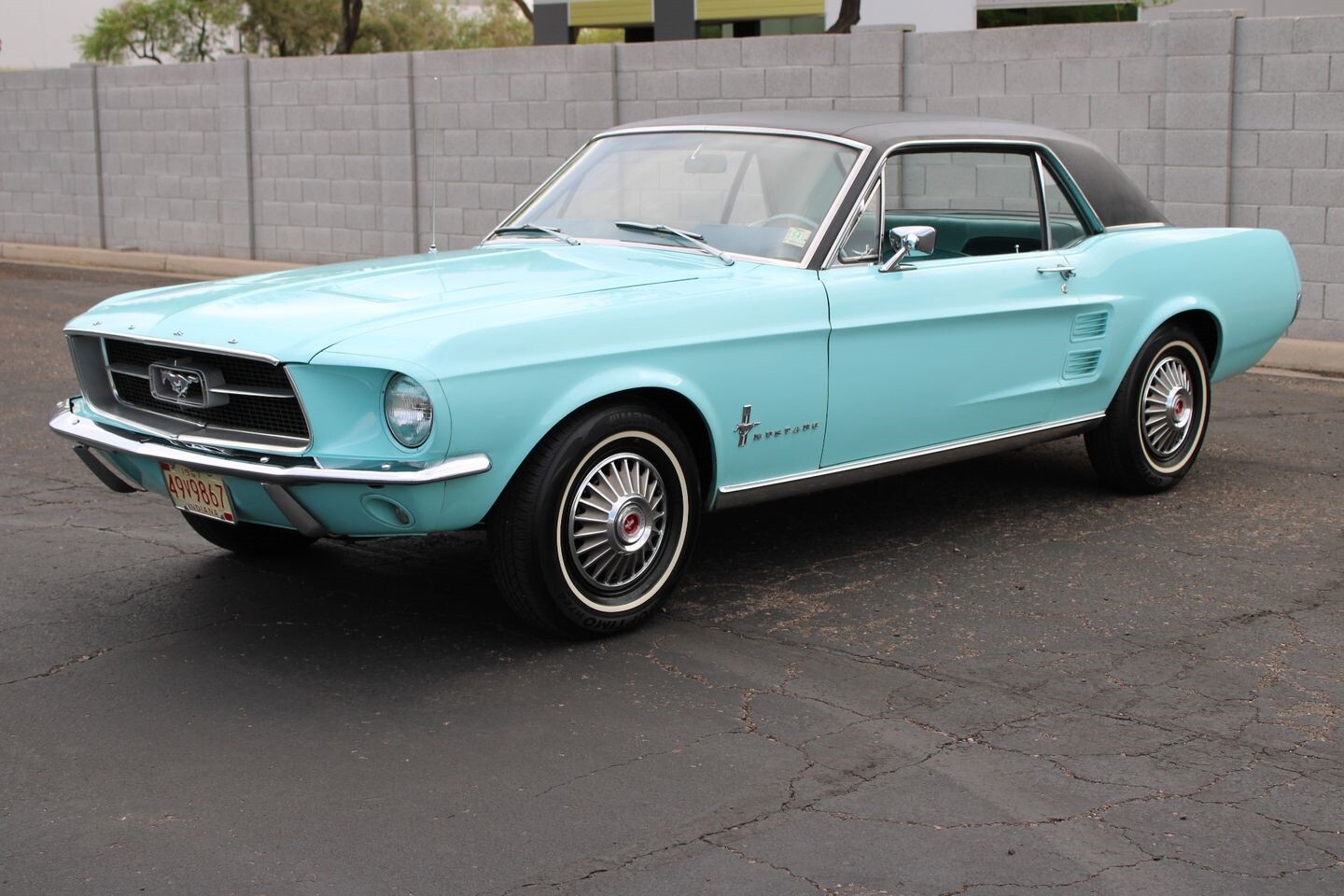 Ford-Mustang-1967-Coupe-11
