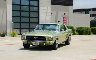 Ford-Mustang-1967-Coupe-15