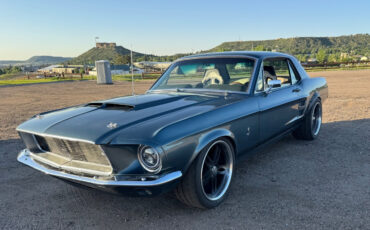 Ford-Mustang-1967-Coupe-17