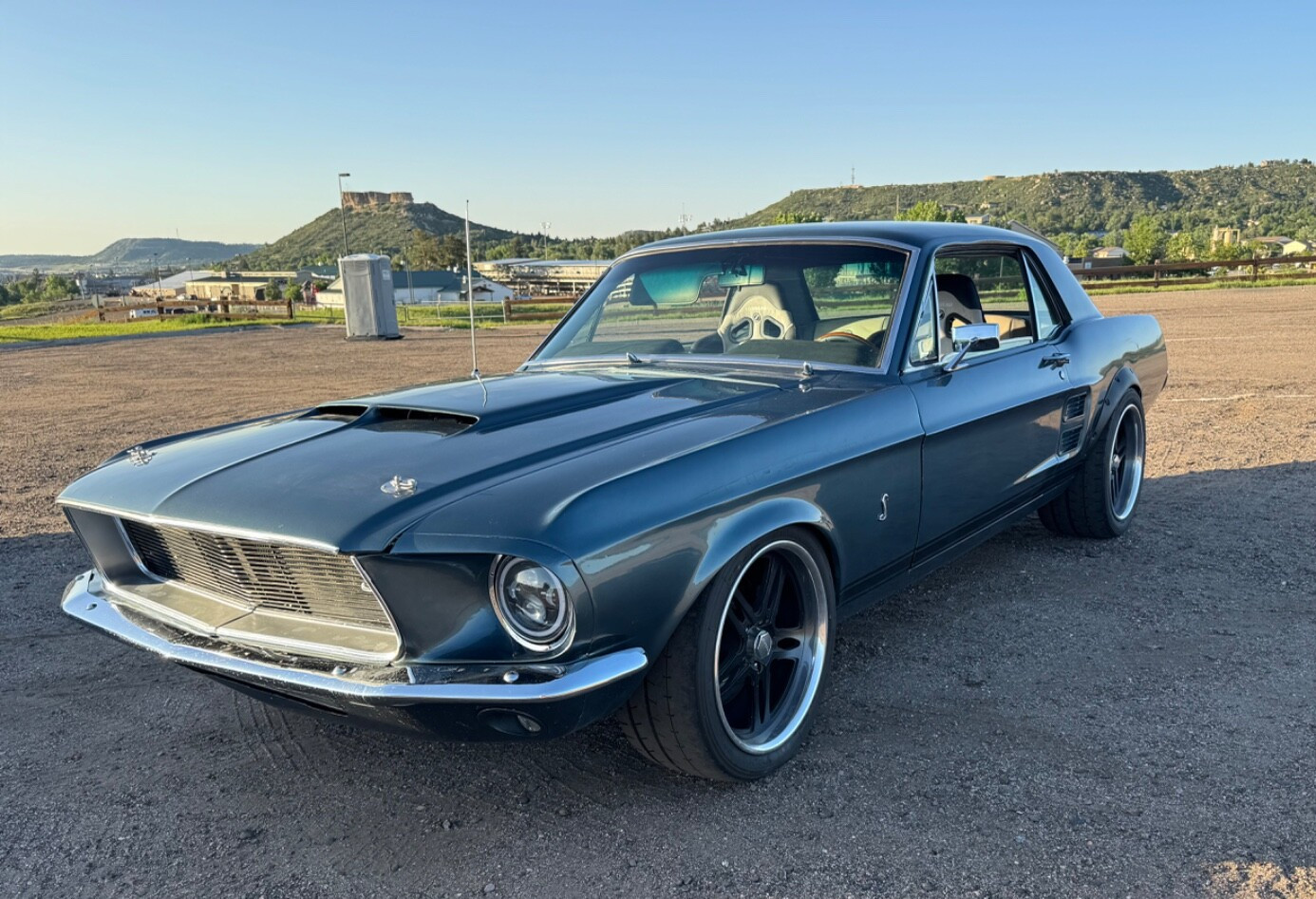 Ford-Mustang-1967-Coupe-17