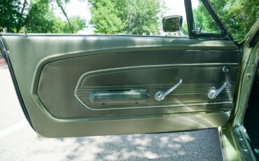 Ford-Mustang-1967-Coupe-18