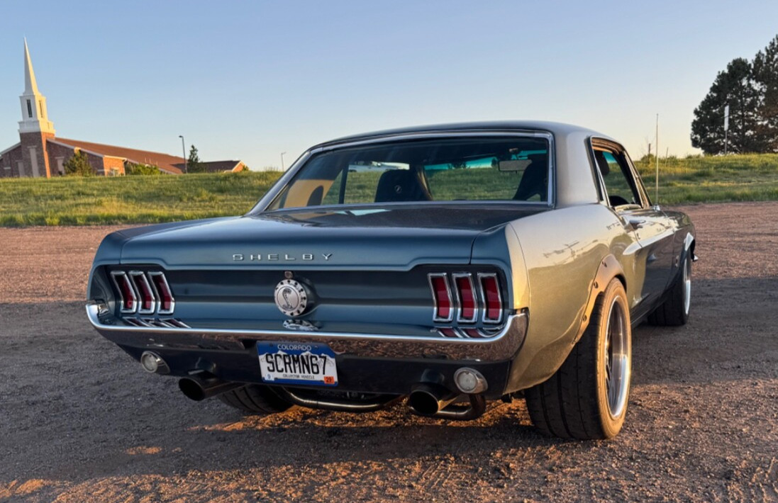Ford-Mustang-1967-Coupe-2