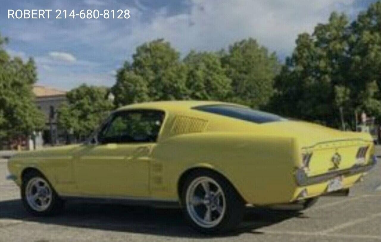 Ford-Mustang-1967-Coupe-3