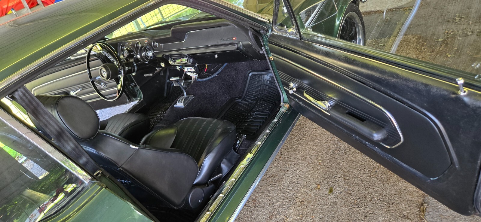 Ford-Mustang-1967-Coupe-3