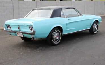 Ford-Mustang-1967-Coupe-3