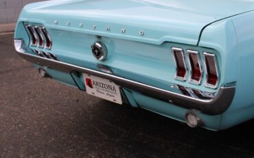 Ford-Mustang-1967-Coupe-4