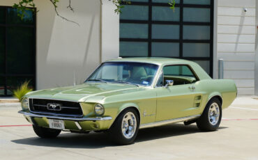 Ford-Mustang-1967-Coupe