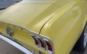 Ford-Mustang-1967-Coupe-8