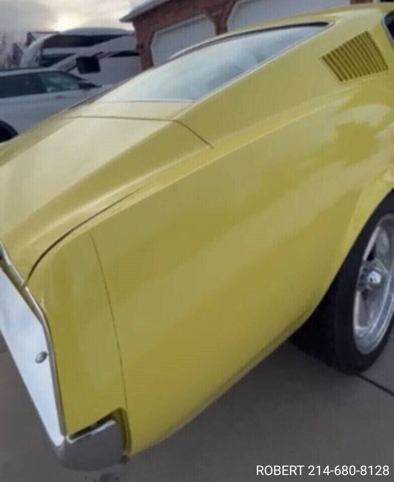 Ford-Mustang-1967-Coupe-9