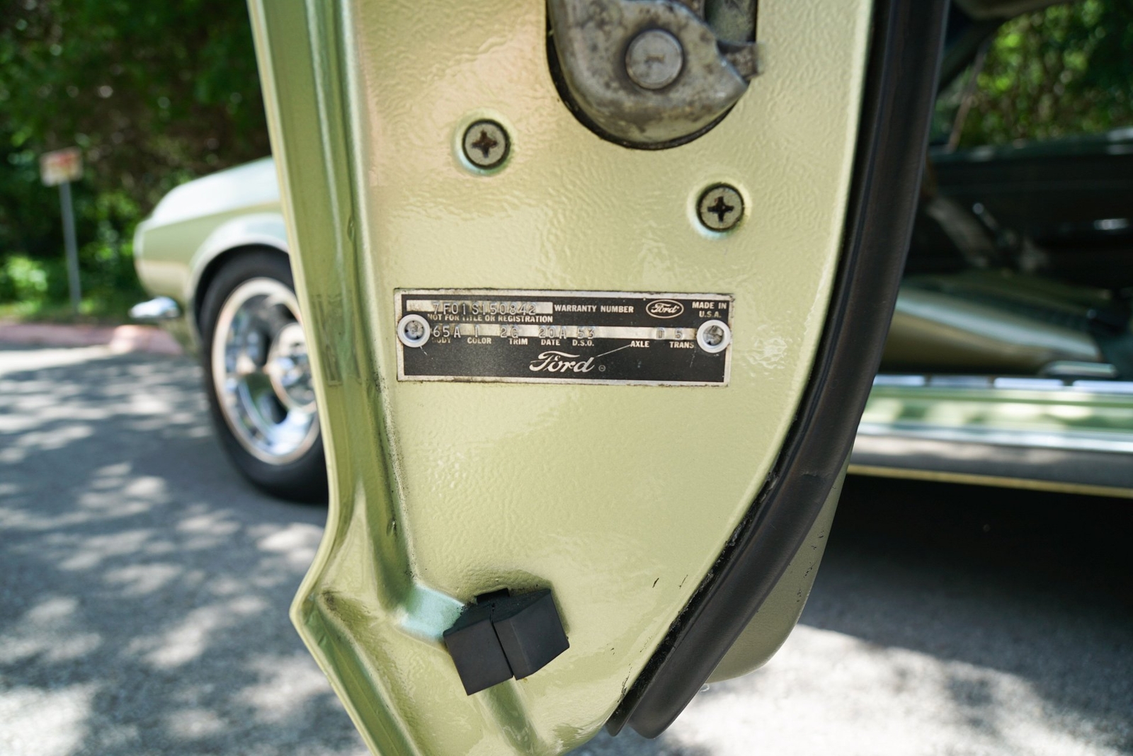 Ford-Mustang-1967-Coupe-9